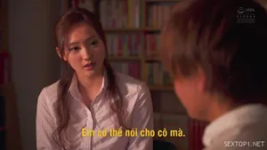 Sở thích quái dị, gã chồng kiếm người về nắc bà xã mình rồi ngồi đó xem